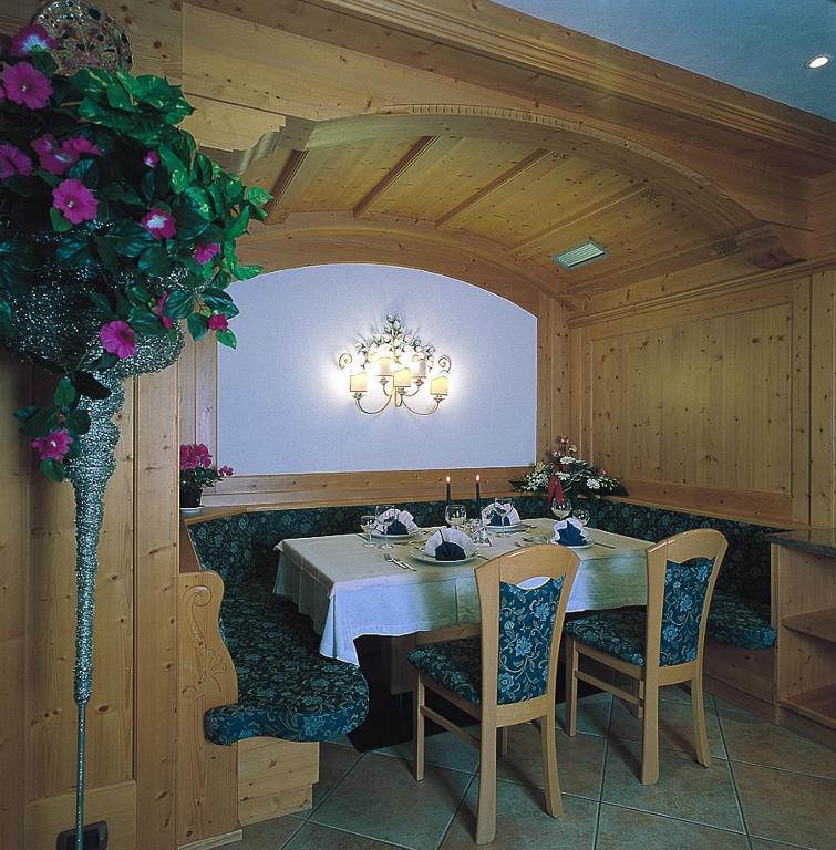 Piccolo Hotel Canazei Buitenkant foto
